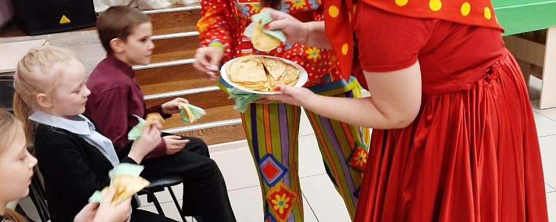 "Масленица идёт, за собой весну ведёт"